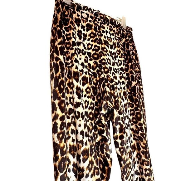 Pretty Little Thing Leopard Velvet Flat Front Wide Leg Pants Brown Tan Size 12 - Picture 3 of 6